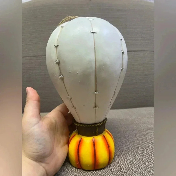 Epteuga Halloween Lighted Hot Air Balloon Ceramic Battery Operated Decor - Picture 4 of 7